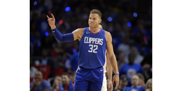 Blake Griffin još uvijek nema pozivnice timu da se pridruži Blake Griffin još uvijek nema pozivnice timu da se pridruži